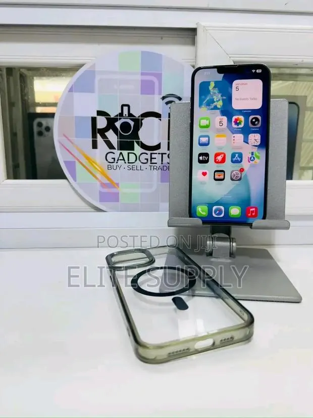 Apple iPhone 13 Pro 256 GB Black · Photo 1