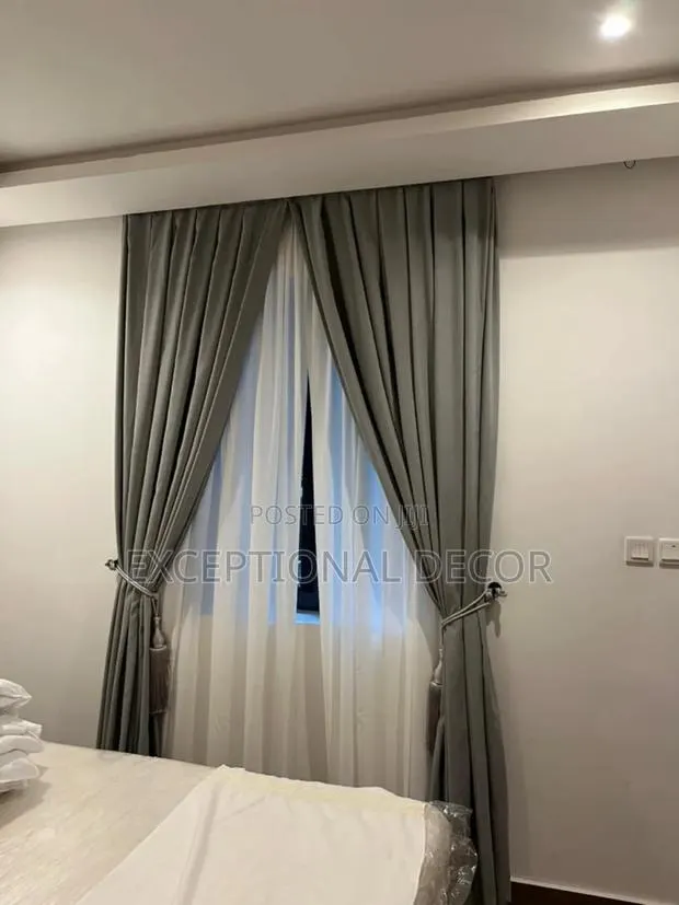 Curtain Fabric and Voile. · Photo 1