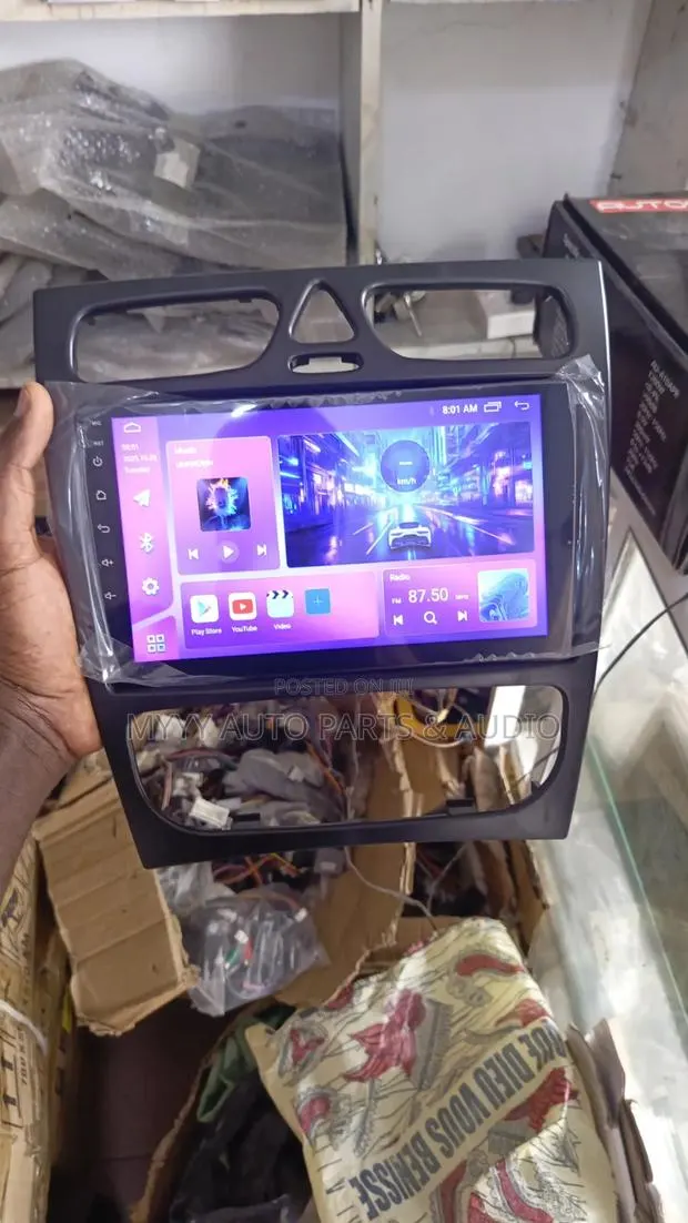 Car Play Android Screen for Benz C-Class 2001-2005 · Photo 1