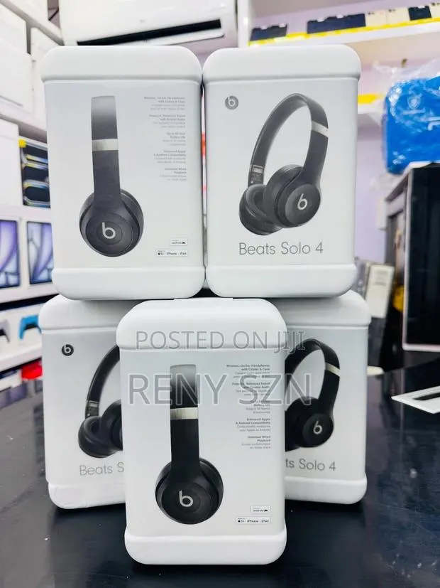 Beats Solo 4 · Photo 1