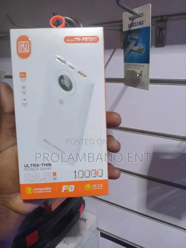 *TN 10,000mAh Power Bank - 22.5W Fast Charge · Photo 1