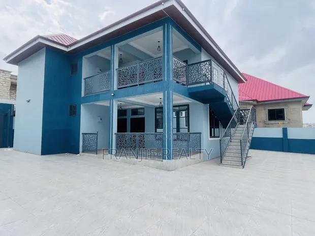 2bdrm Apartment in Franjie Realty, West Hills Mall Area for rent · Photo 1