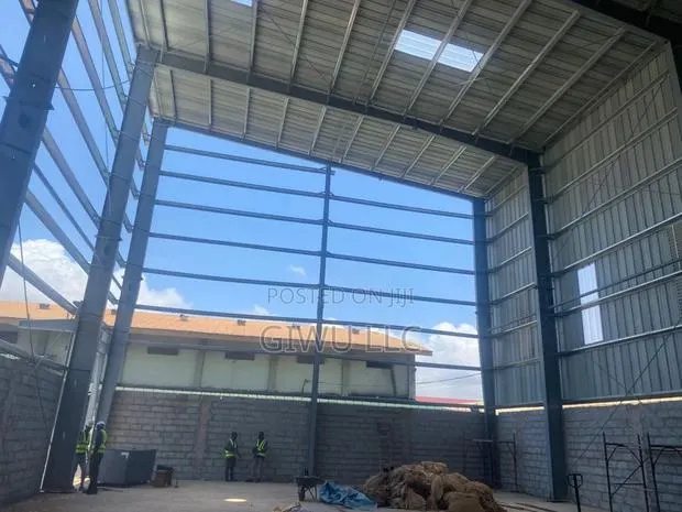 Warehouse Construction · Photo 1