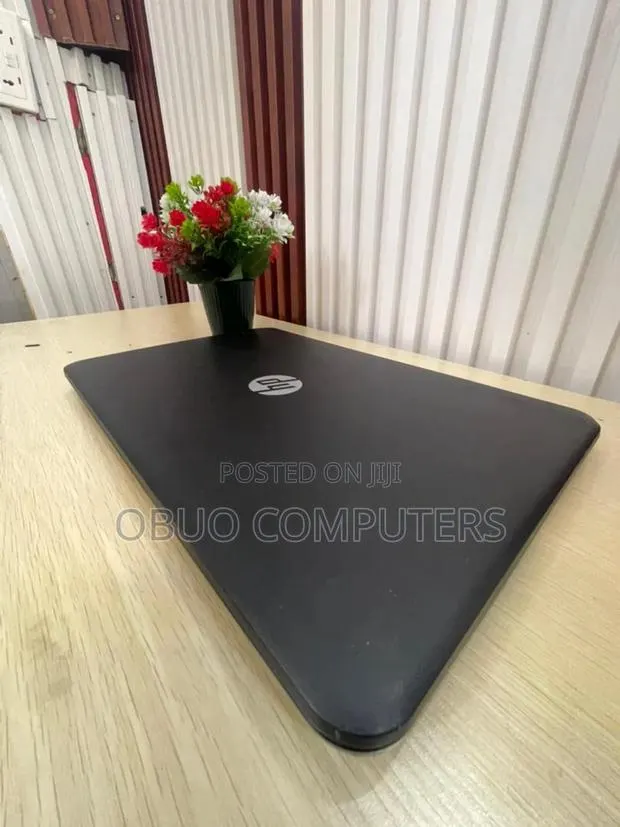 Laptop HP 250 G3 8GB Intel Core I3 HDD 128GB · Photo 1