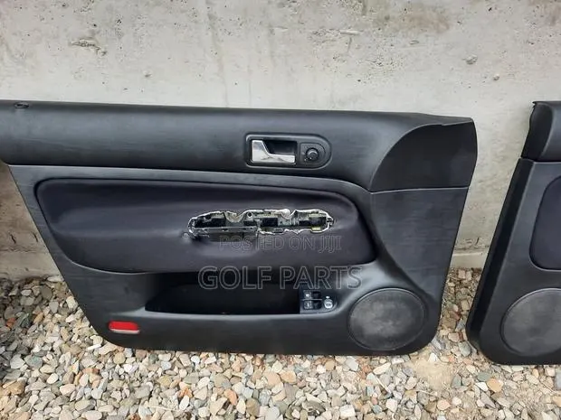 Golf 4 and Jetta 4 Door Cards · Photo 1