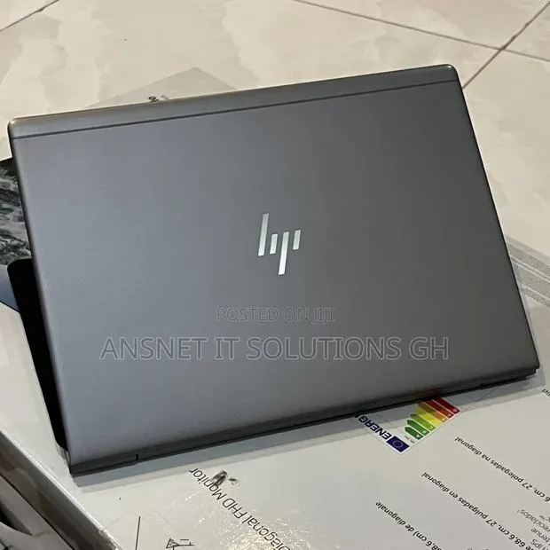 New Laptop HP 14z 16GB Intel Core i5 SSD 256GB · Photo 1