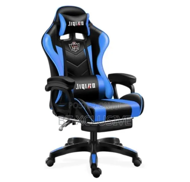 Gaming Chair in an Office Chair Look · Photo 1