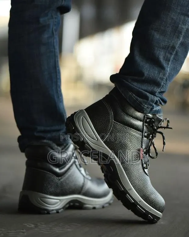 This Is Original Super Safety Industrial Boots · Photo 1