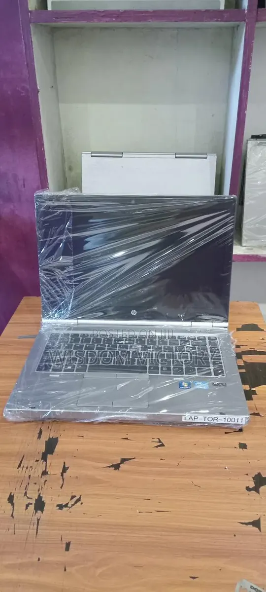 New Laptop HP 14-dq1025cl 8GB Intel Core i5 HDD 500GB · Photo 4