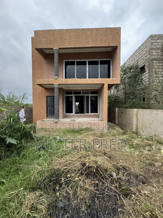 4bdrm House in Kasoa Ofaakor for sale · Photo 1