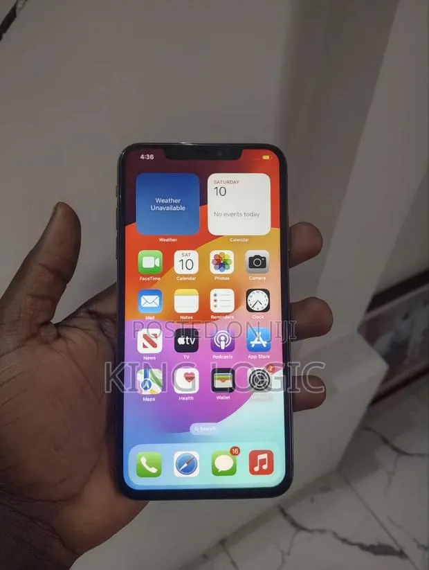 Apple iPhone XS Max 64 GB Gold · Photo 1