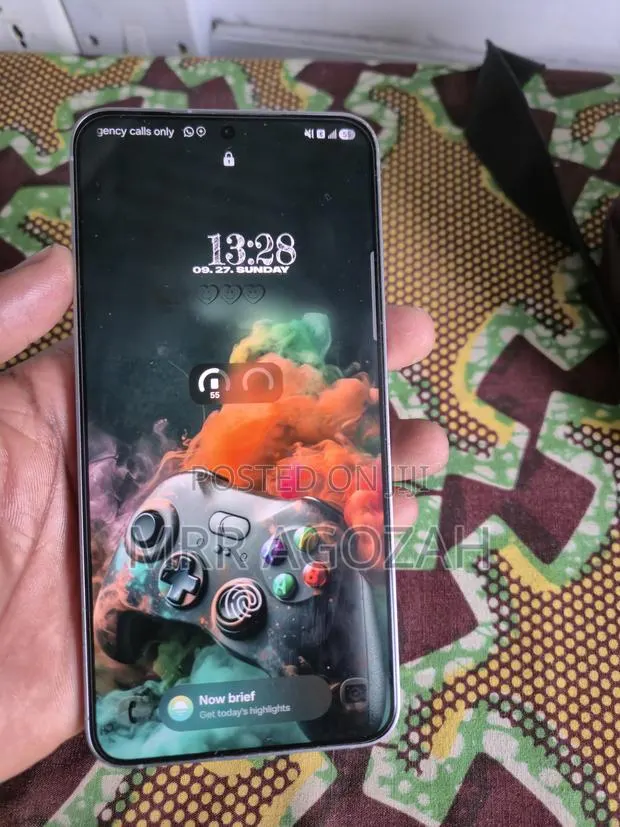 Samsung Galaxy S25+ 256 GB Silver · Photo 1