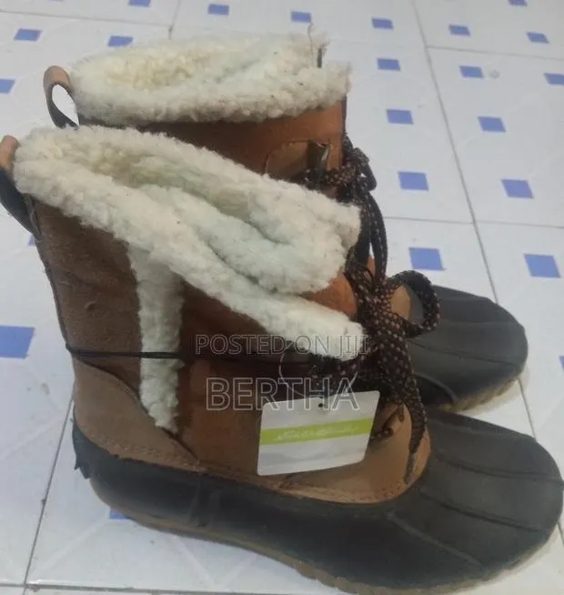 Winter Boots · Photo 1