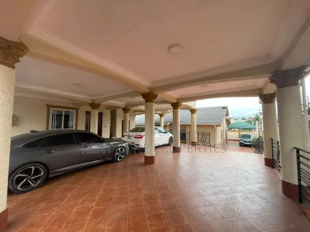 2bdrm Apartment in Gbawe for rent · Photo 1