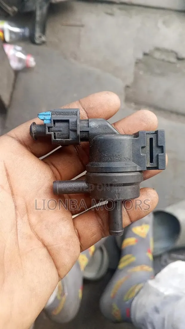 Hyundai Accent 2016 Purge Valve · Photo 1