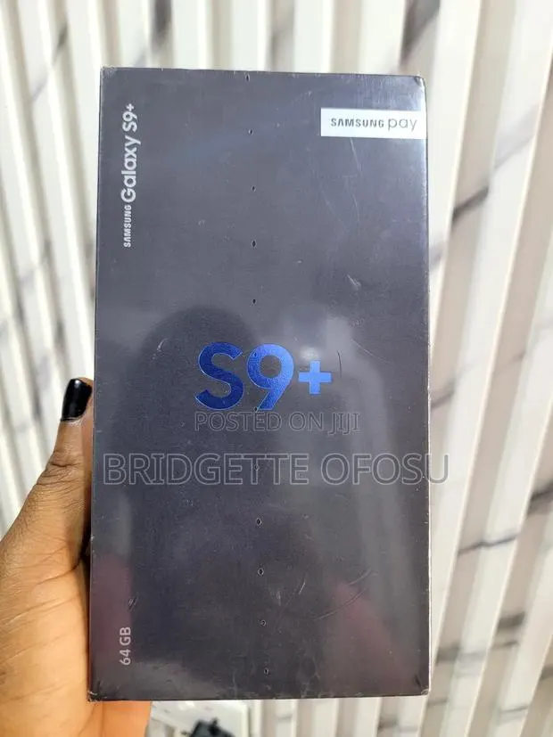 New Samsung Galaxy S9 Plus 64 GB Black · Photo 1