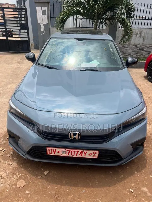 Honda Civic Sport CVT 2023 White · Photo 1