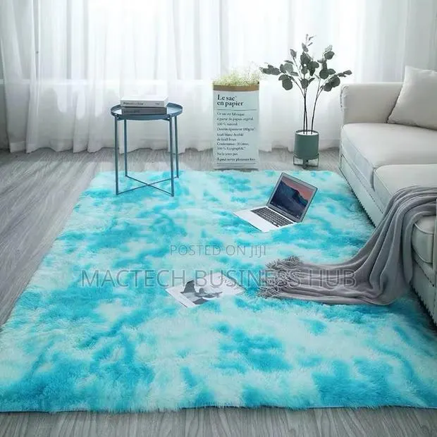 Fluffy Carpet ( 150*220cm) · Photo 1