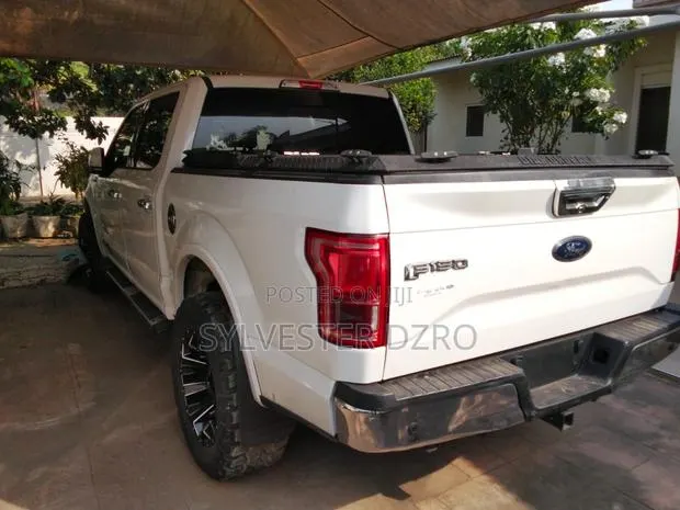 Ford F-150 2017 White · Photo 1