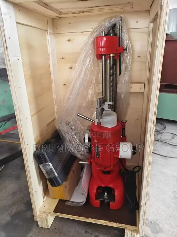 Engine Boring T8016a 80mm- 165mm,220-240v, 3phase .50 Hp, · Photo 1
