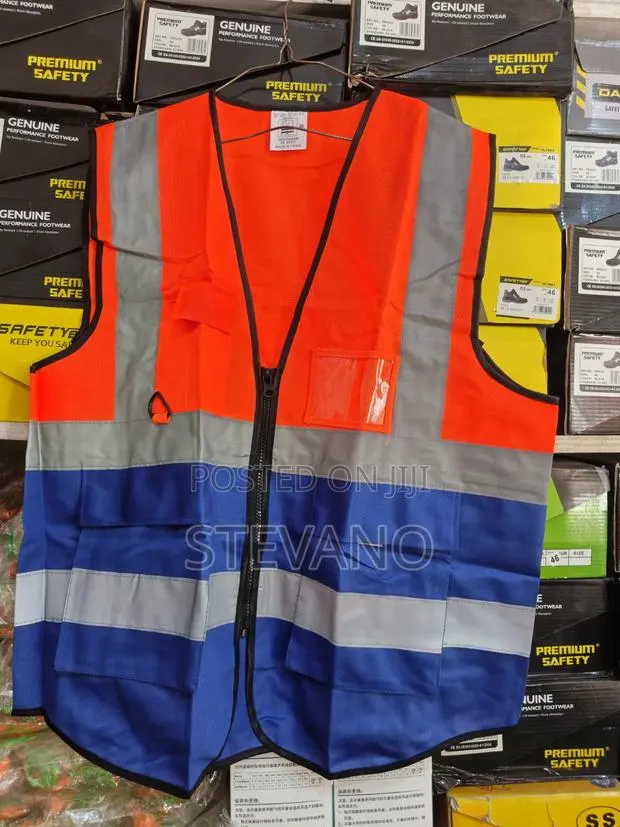 Reflection Double Color Vest · Photo 1