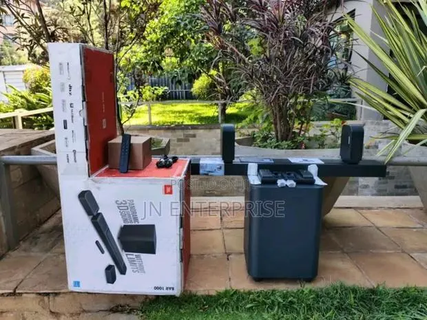 JBL 1300x Bar · Photo 1