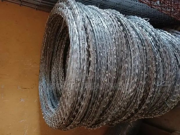 Razor Wire 20 Feet · Photo 1