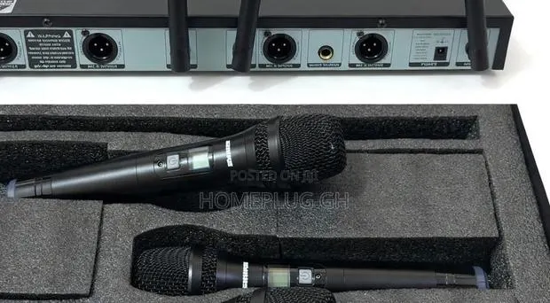 Wireless Microphone System (4 Mics) · Photo 1