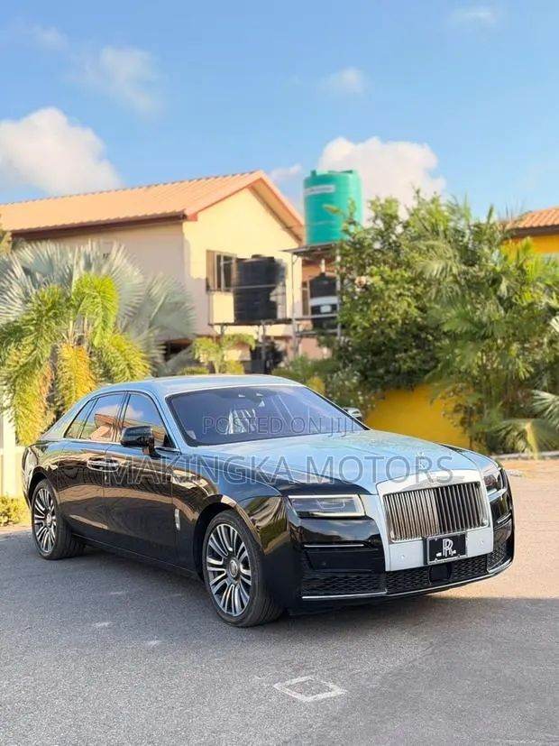 Rolls-Royce Ghost Base Extended WB 2022 Black · Photo 1