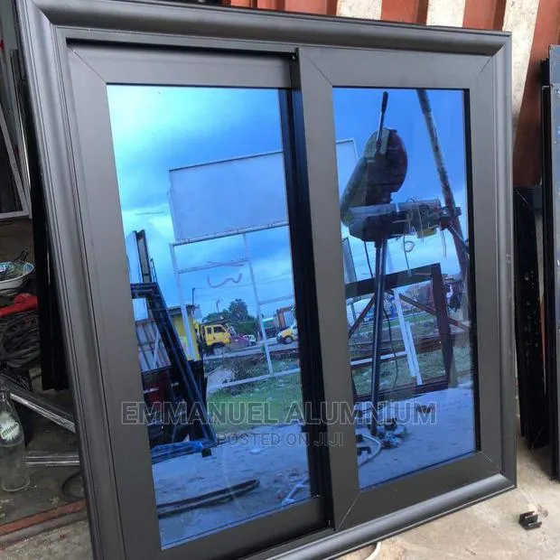 Modern Aluminum Italian Gray · Photo 1