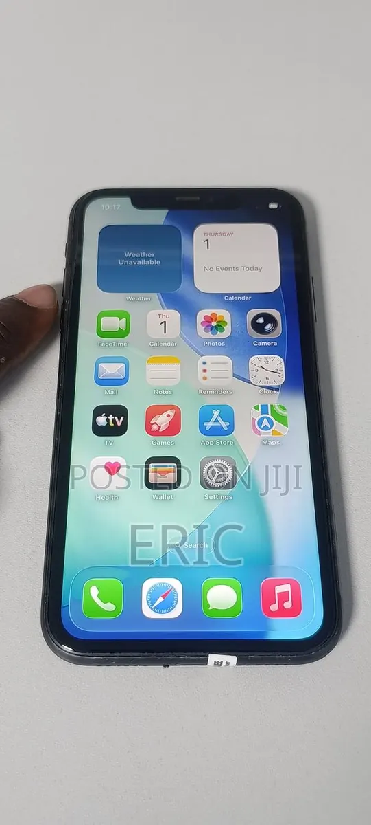 Apple iPhone 11 128 GB Black · Photo 1