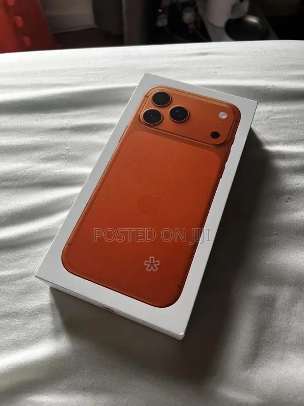 New Apple iPhone 17 Pro Max 512 GB Orange · Photo 1