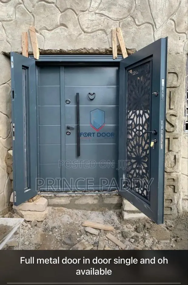 Door in Door Full Metal Is Available · Photo 1