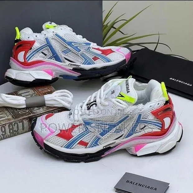 Balenciaga Runners · Photo 1