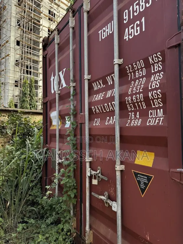40ft Container in Great Condition · Photo 1