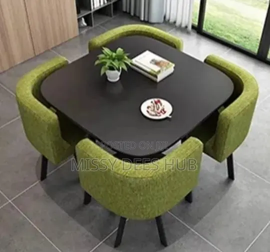 4 Seater Dining Table Set · Photo 1