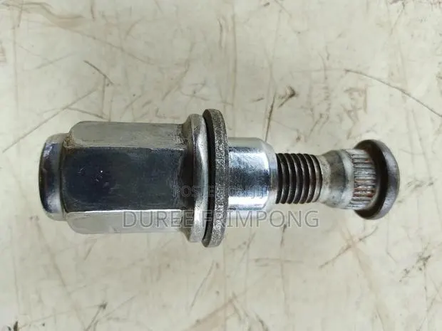 Prado, Tacoma , High Lander,4 Runner, Hilux ,Rav 4 Wheel Bolt N Not · Photo 1