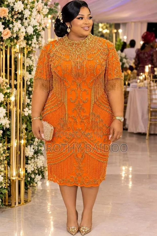 4000 Queens Dress Medium Size to 3XL · Photo 1