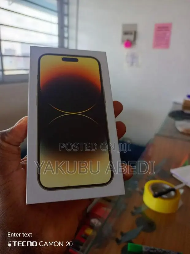 New Apple iPhone 14 Pro 128 GB Gold · Photo 1