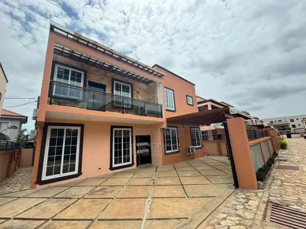 3bdrm Duplex in East Airport for rent · Photo 1