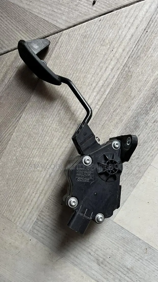 Vitz Automatic Pedal · Photo 1
