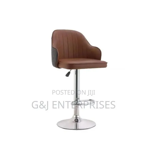 High Adjustable Bar Chair · Photo 1