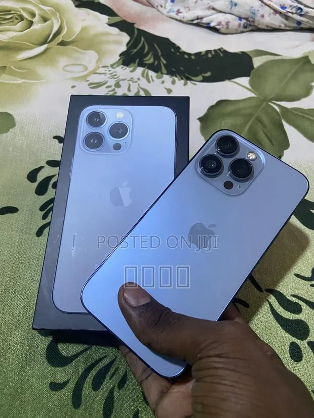New Apple iPhone 13 Pro 256 GB Blue · Photo 1
