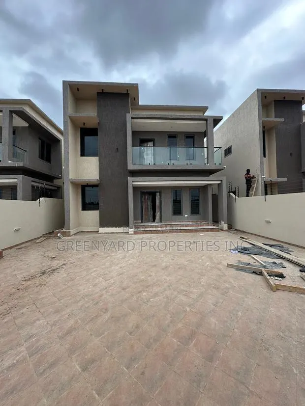 5bdrm House in Hills, East Legon for sale · Photo 1