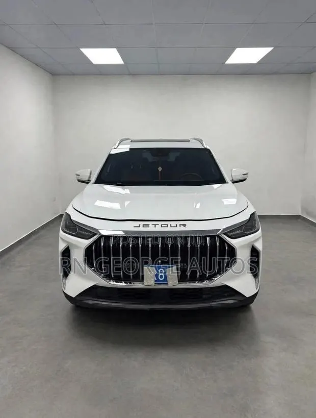 Jetour X70 Plus 2024 White · Photo 1