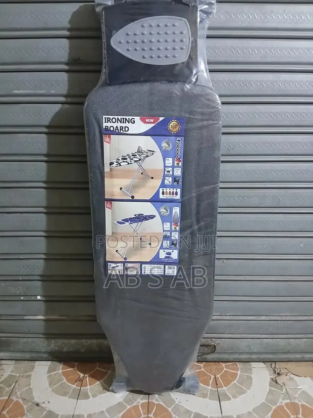 Foldable Ironing Board · Photo 1