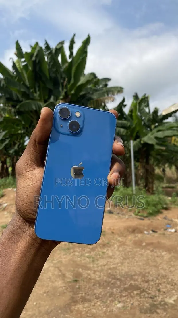 Apple iPhone 13 128 GB Blue · Photo 1