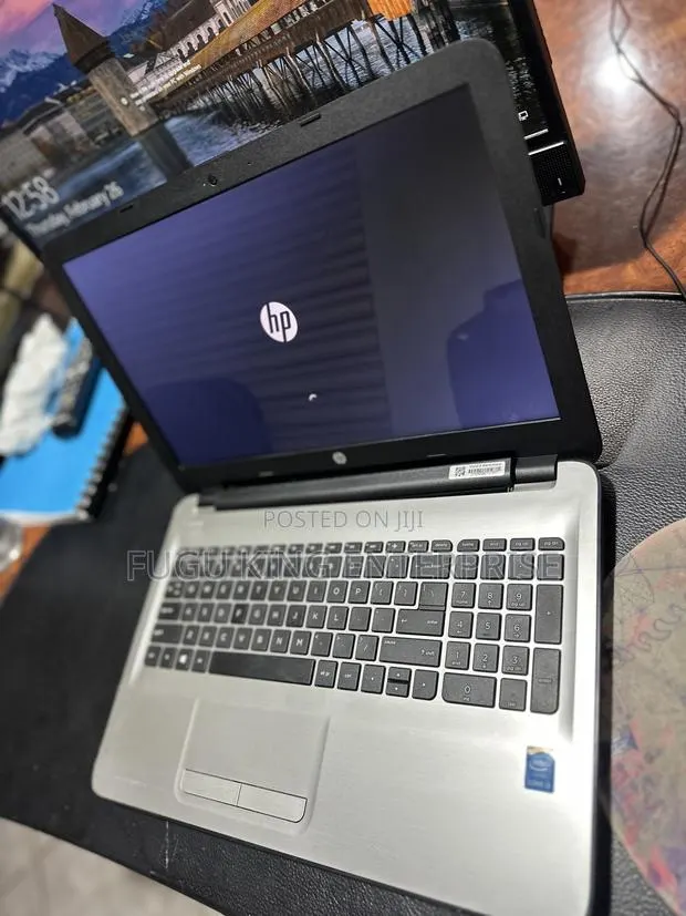 Laptop HP 15 8GB Intel Core i3 HDD 500GB · Photo 1