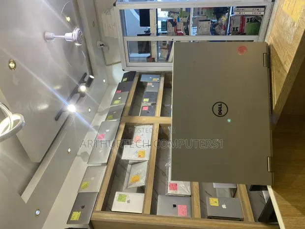 Laptop Dell 8GB Intel Core i3 HDD 500GB · Photo 1