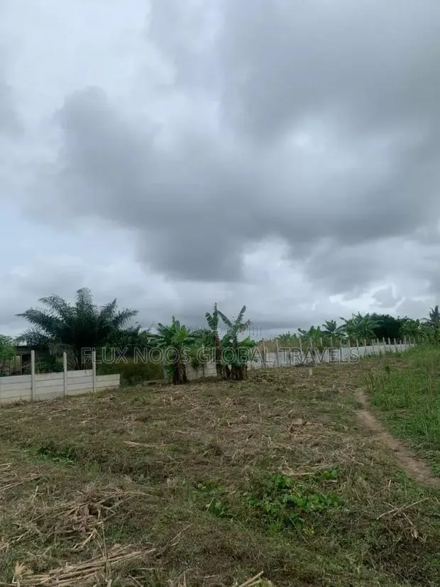 Fenced Lands for Sale Indenture Available Amasaman Ayikai Doblo · Photo 1